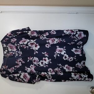 Torrid Women's Floral Top Size 3X